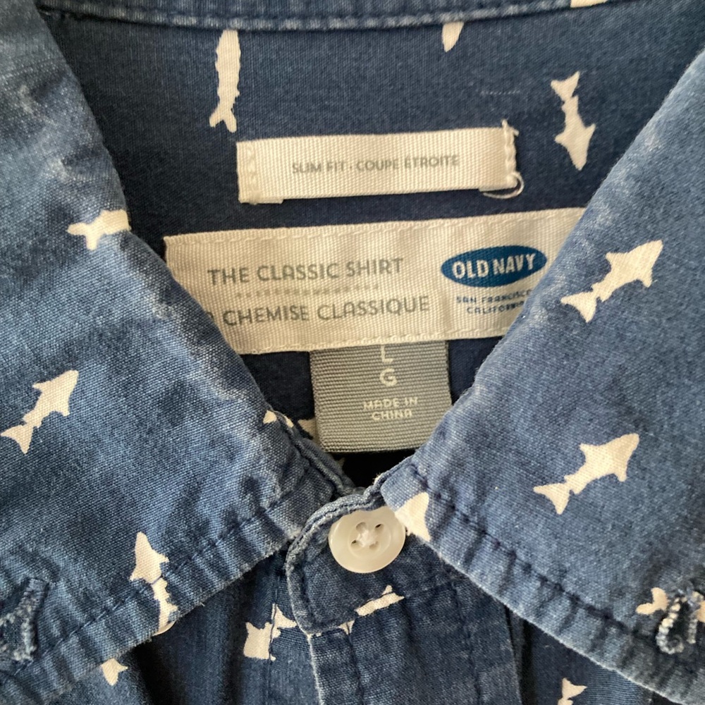 Mens button up - Picture 2 of 3